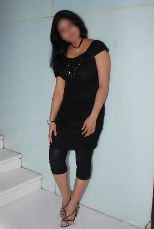 Call Girls Teliamura